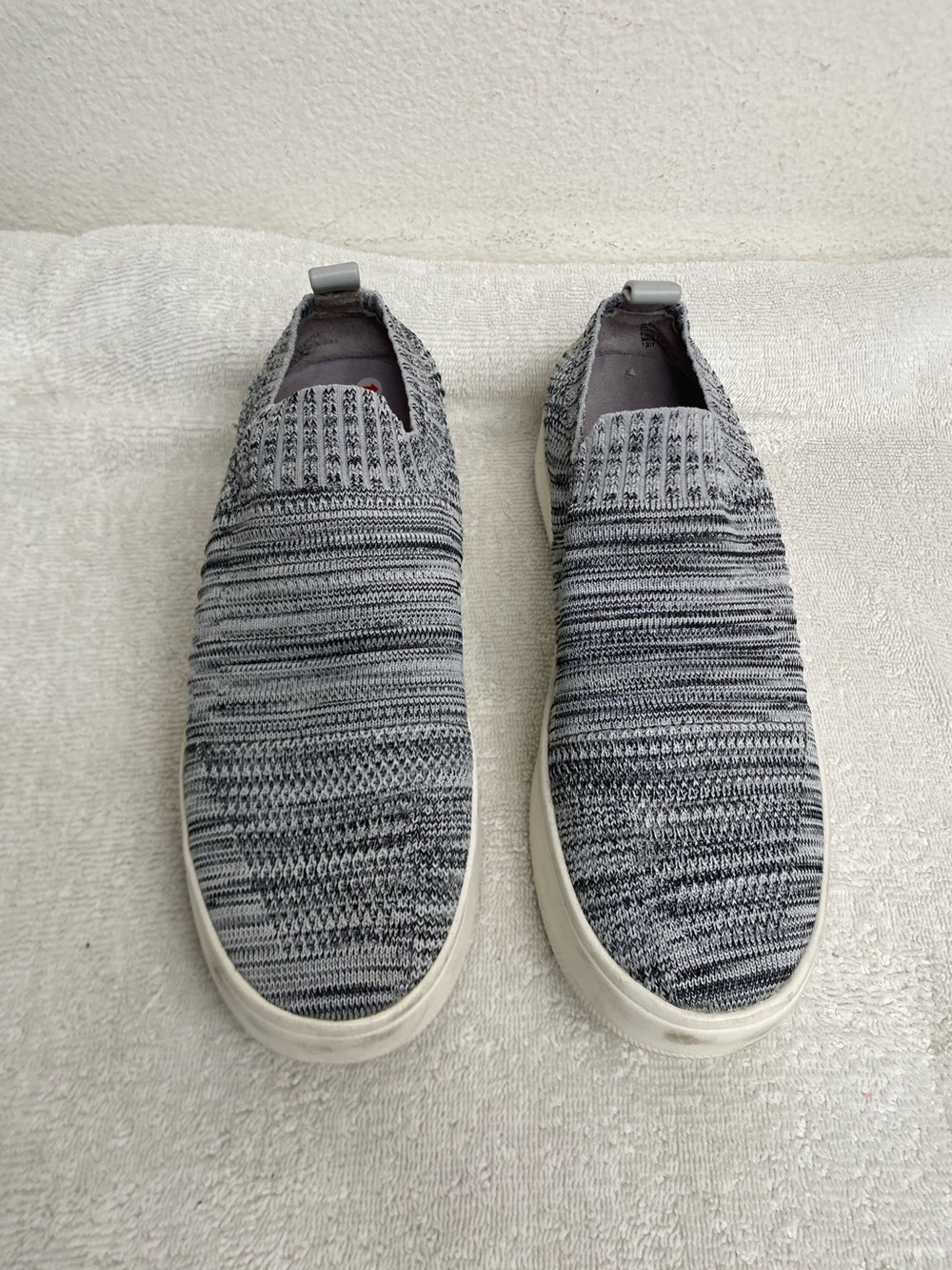 Steve Madden Women's Gray White Marbled Knit Platform Sneaker Size 6 Streetwear